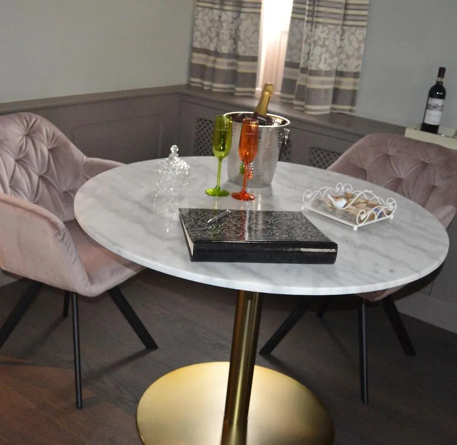 Le Petit Chateau Vaartdijk Leffinge ベルギー